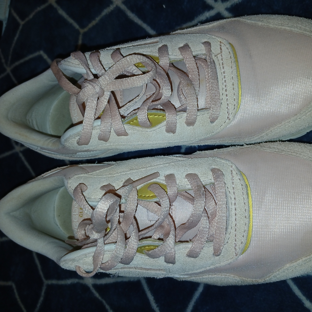 Reebok  Athletic Shoes